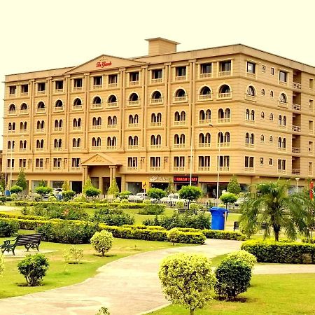 Executive 3 Bedrooms Apartment In Bahria Town Rawalpindi Zewnętrze zdjęcie